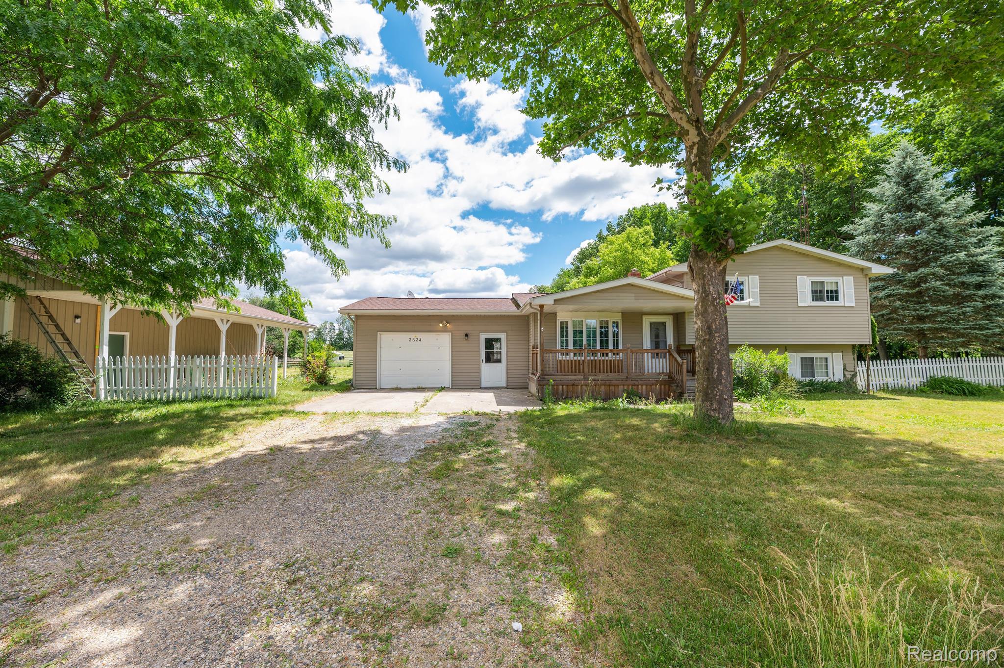 3834 Klam Road Columbiaville, MI 48421 - Photo 2 of 43 Gallery Image 2
