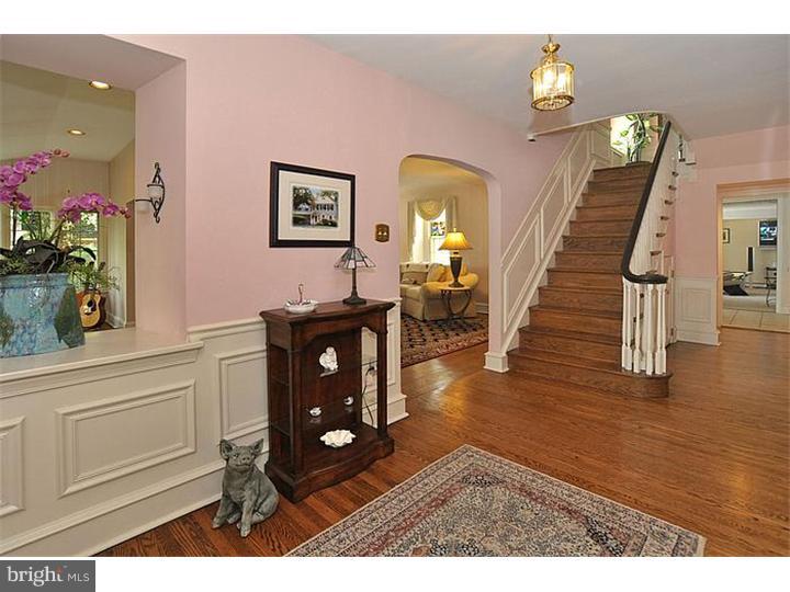 342 Fisher Road Jenkintown, PA 19046 - Photo 2 of 21 Foyer