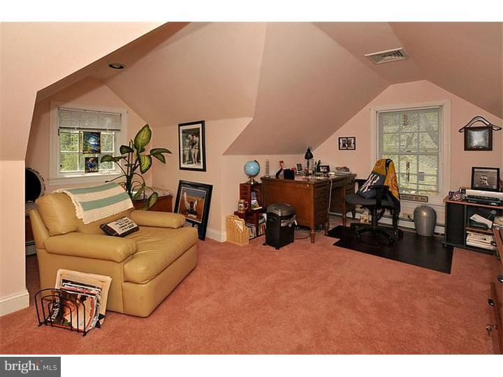 342 Fisher Road Jenkintown, PA 19046 - Photo 17 of 21 Bedroom 4