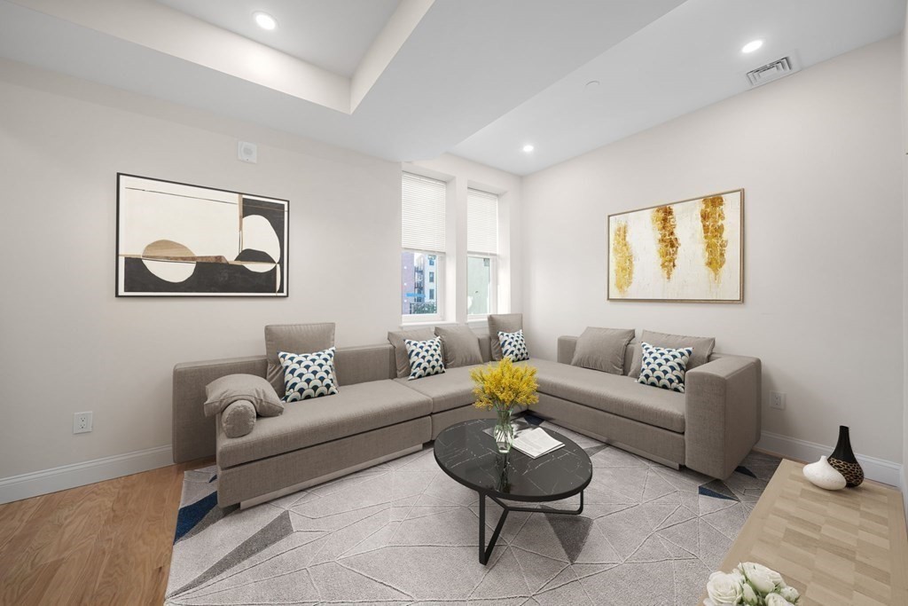 95 Endicott Street, Unit 2 Boston, MA 02113 - Photo 3 of 12