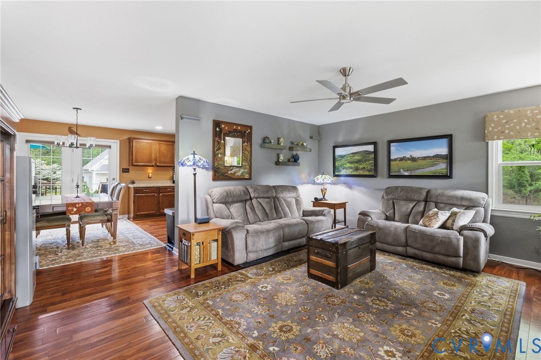 9006 Shawonodasee Road Chesterfield, VA 23832 - Photo 5 of 34