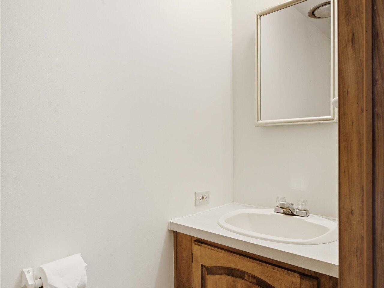 6940 Perry Road Yale, MI 48097 - Photo 26 of 40 Gallery Image 26