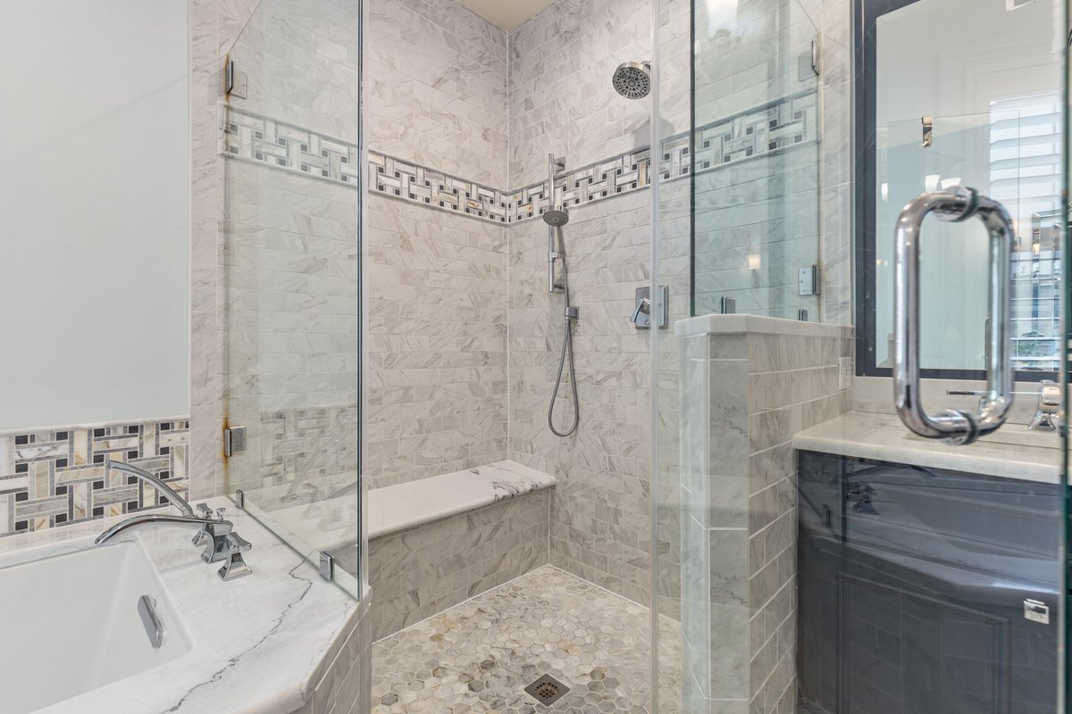 19194 Greystone Square Leesburg, VA 20176 - Photo 31 of 96 High-end polished nickel fixtures!