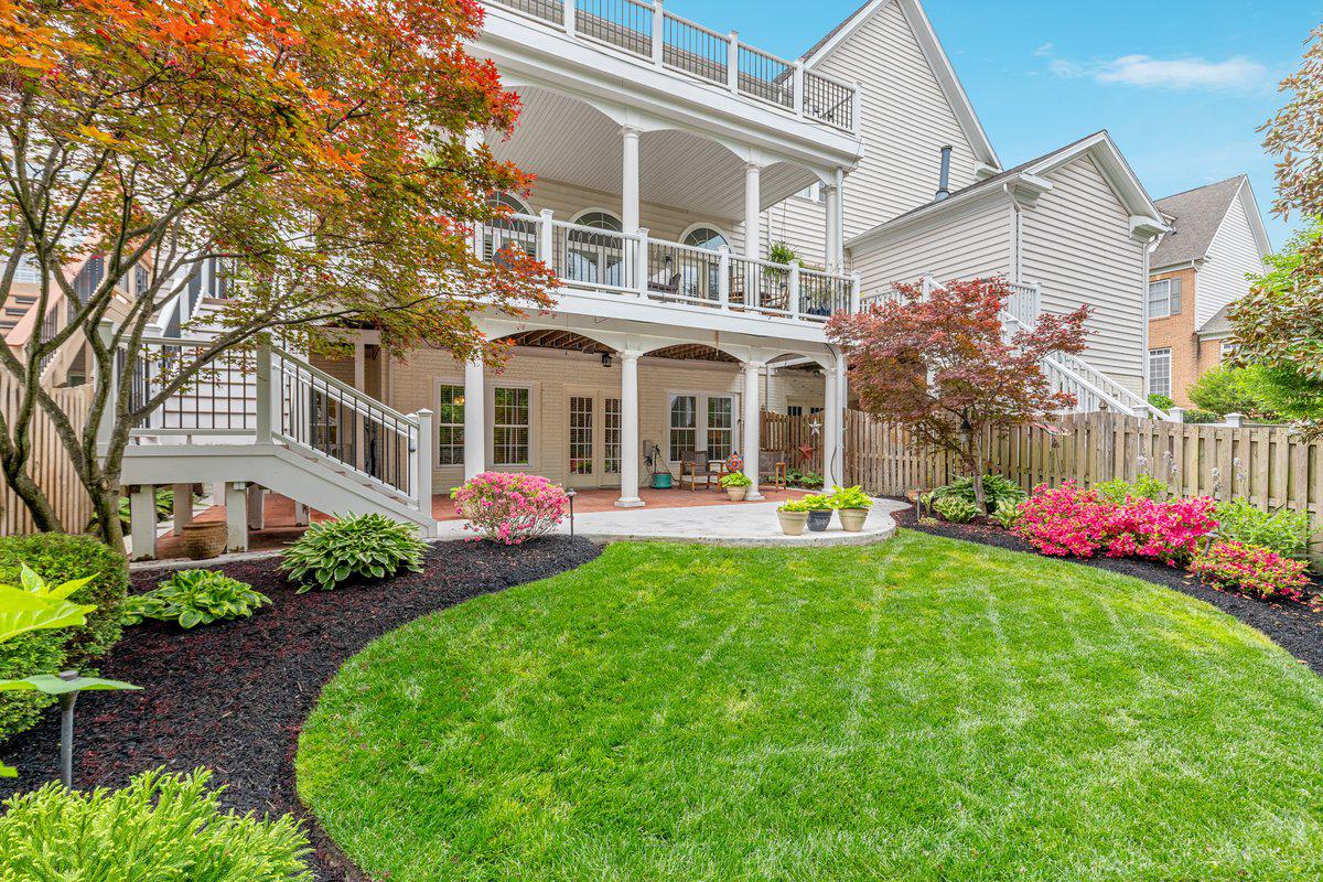 19194 Greystone Square Leesburg, VA 20176 - Photo 70 of 96 Front & rear irrigation keeps yard healthy & green