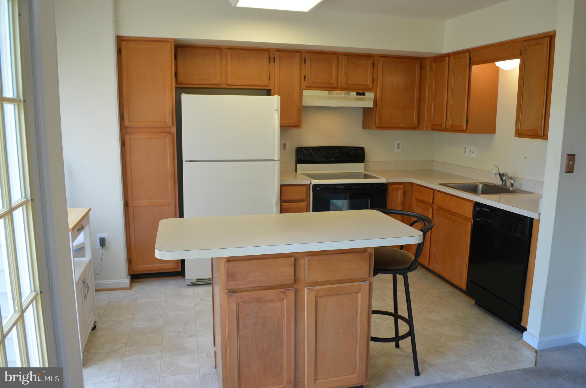 9227 Ridgefield Circle Frederick, MD 21701 - Photo 12 of 30 Kitchen