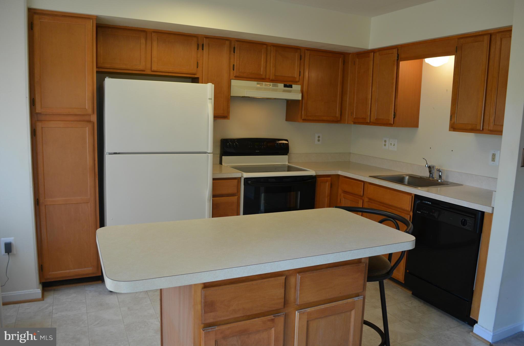 9227 Ridgefield Circle Frederick, MD 21701 - Photo 13 of 30 Kitchen