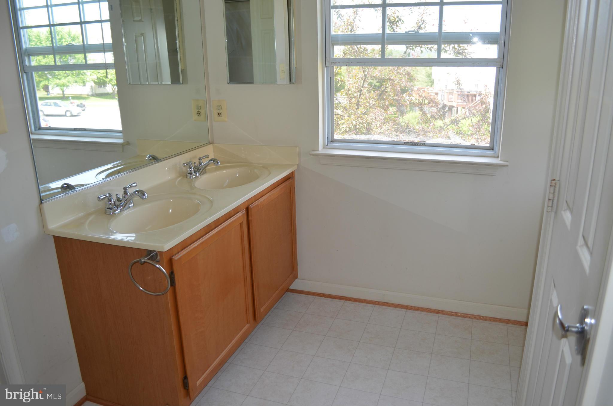 9227 Ridgefield Circle Frederick, MD 21701 - Photo 15 of 30 dual sinks in the master