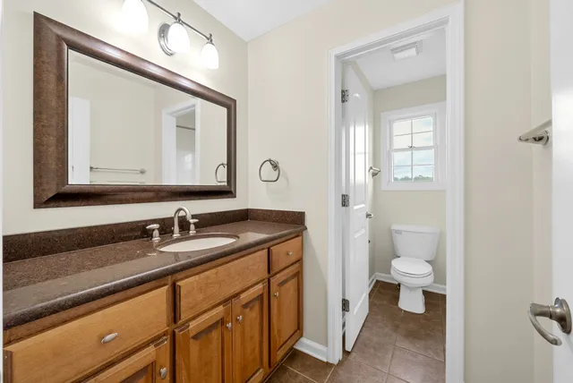 $595,000 | 1013 Fox Hollow Place, Adams, TN 37010