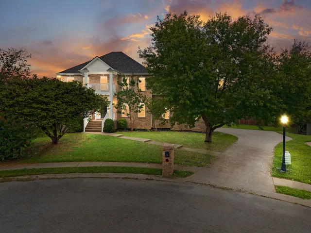 $595,000 | 1013 Fox Hollow Place, Adams, TN 37010