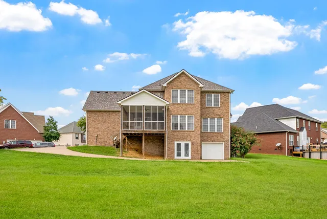 $595,000 | 1013 Fox Hollow Place, Adams, TN 37010
