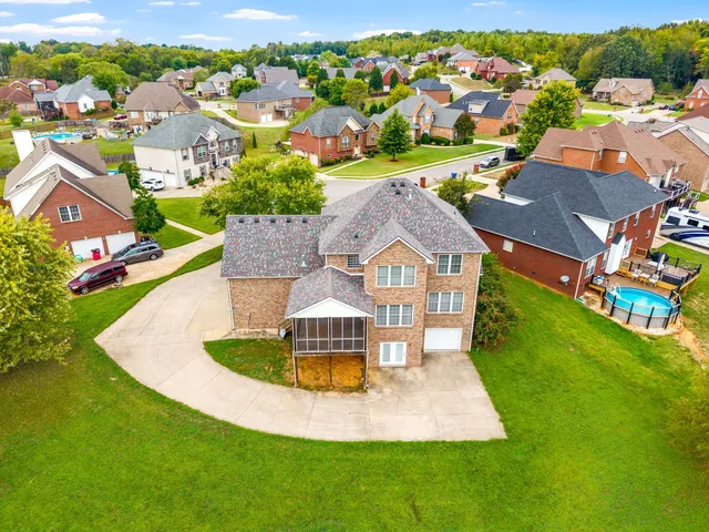 $595,000 | 1013 Fox Hollow Place, Adams, TN 37010