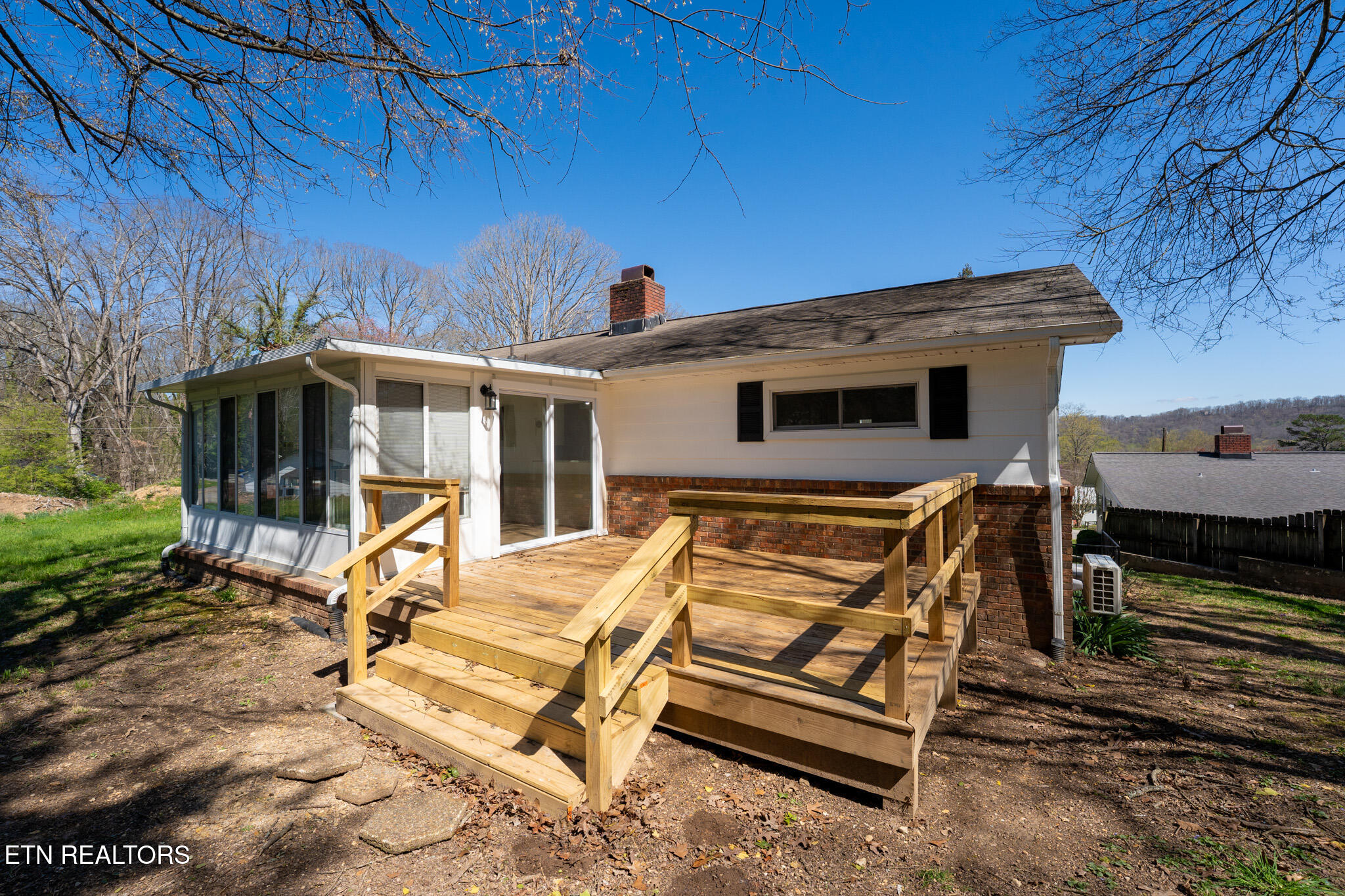 127 Tabor Road Oak Ridge, TN 37830 - Photo 32 of 33 127 Tabor Road -38