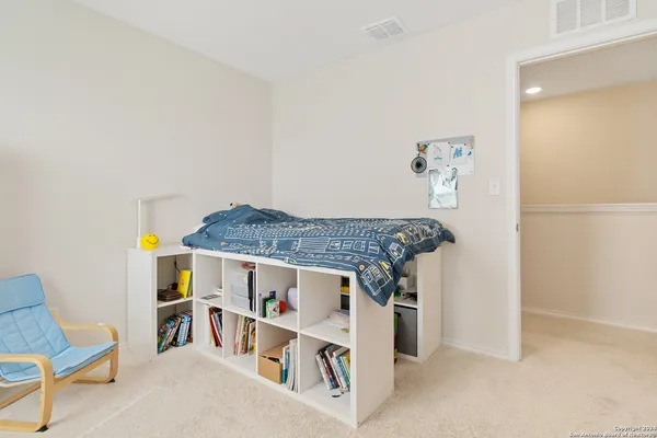 $2,250 | 13123 Sendero Roble, San Antonio, TX 78253