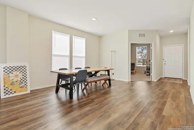 $2,250 | 13123 Sendero Roble, San Antonio, TX 78253