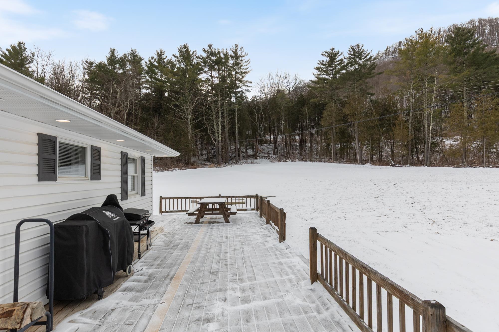 349 Middle Road Milton, VT 05468 - Photo 4 of 44 Gallery Image 4