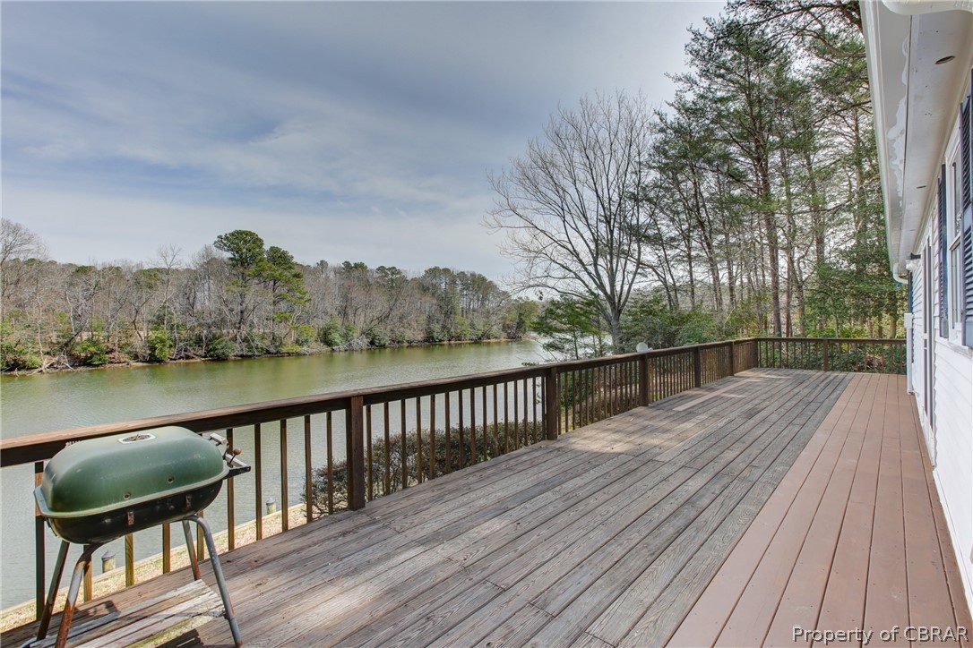 156 Nottingham Drive Reedville, VA 22539 - Photo 3 of 39 Gallery Image 3