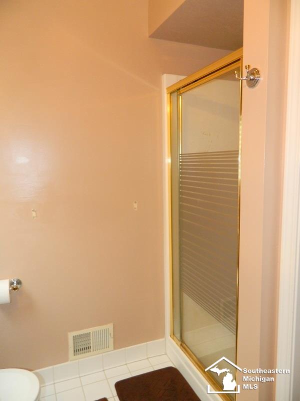 16603 Carter Road Woodhaven, MI 48183 - Photo 23 of 31