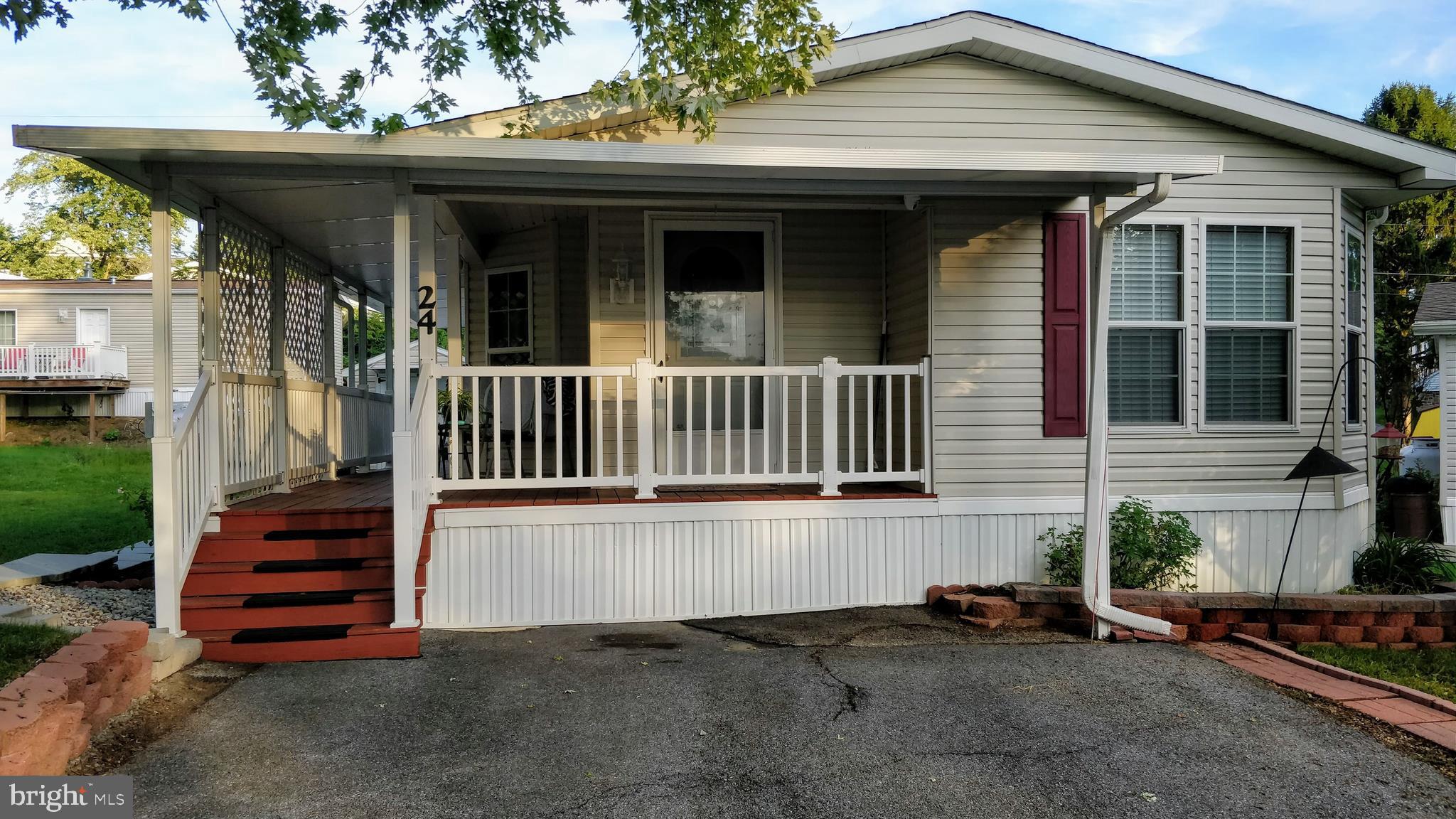 24 Plateau Road Lititz, PA 17543 - Photo 4 of 19