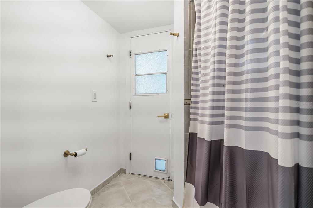 4938 Samoa Circle, Unit 6 Orlando, FL 32808 - Photo 22 of 37