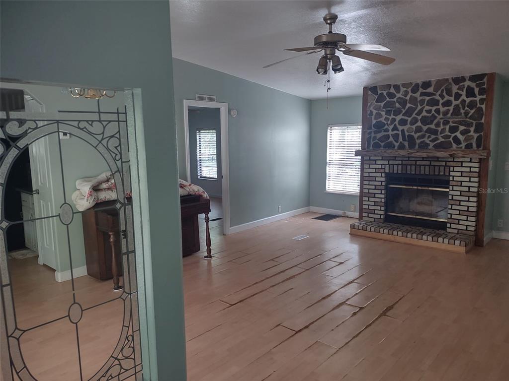 56508 Blue Creek Road Astor, FL 32102 - Photo 12 of 59
