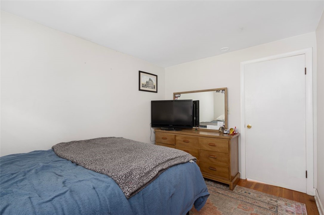 58 Springer Avenue Tiverton, RI 02878 - Photo 17 of 32