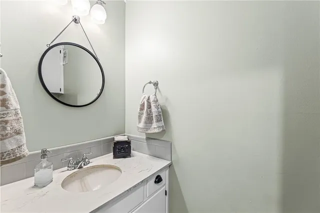 $215,000 | 3725 Northeast Colonial Drive, Lee's Summit, MO 64064