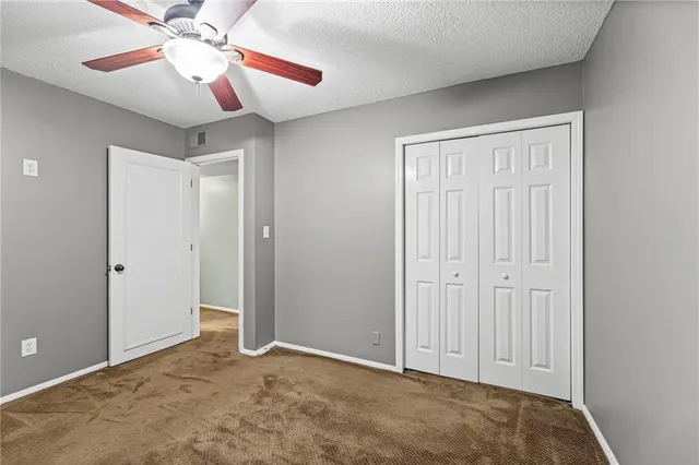 $215,000 | 3725 Northeast Colonial Drive, Lee's Summit, MO 64064