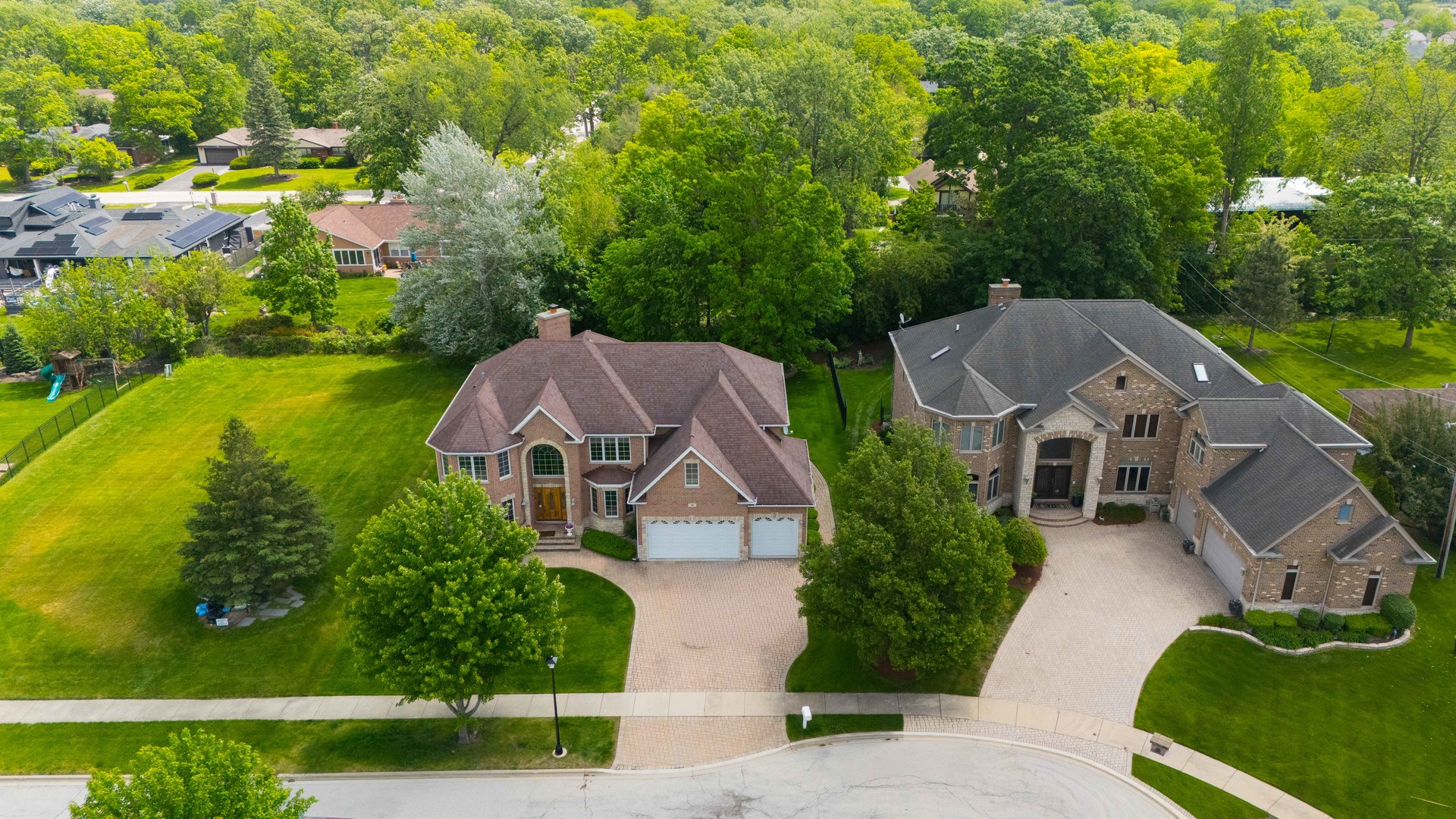281 Forest Drive Addison, IL 60101 - Photo 8 of 14