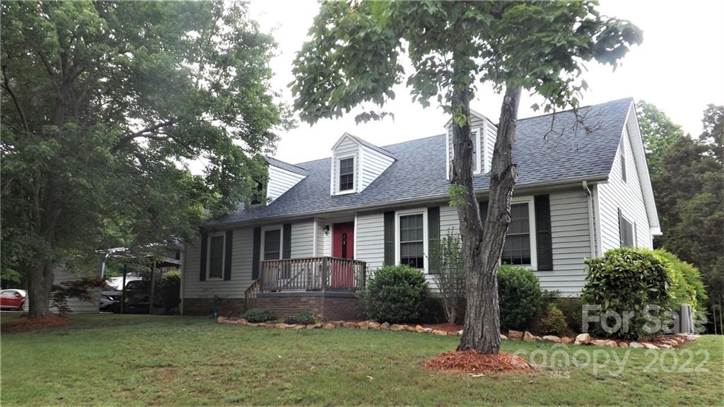 152 Elm Road Blacksburg, SC 29702 - Photo 1 of 29 Gallery Image 1
