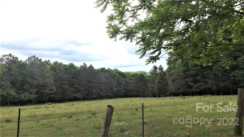 152 Elm Road Blacksburg, SC 29702 - Photo 28 of 29 Gallery Image 28