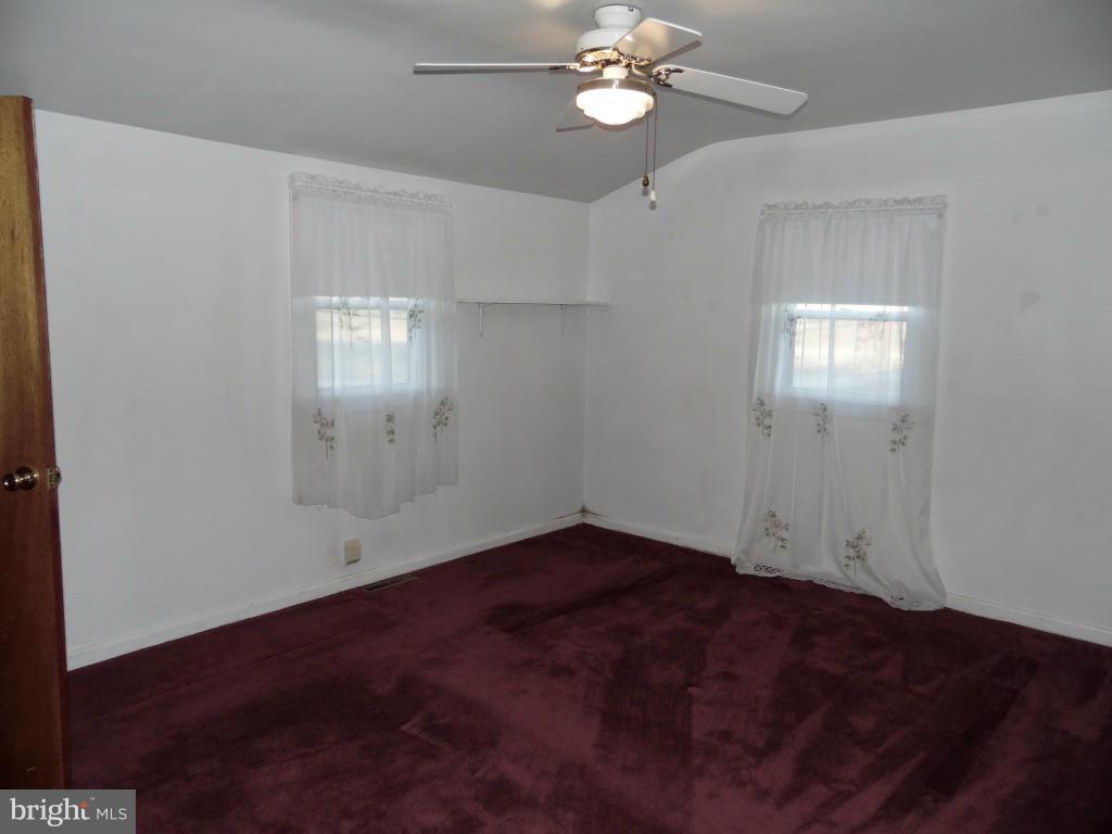 11245 Old Frederick Road Marriottsville, MD 21104 - Photo 6 of 22 a view of empty room with window