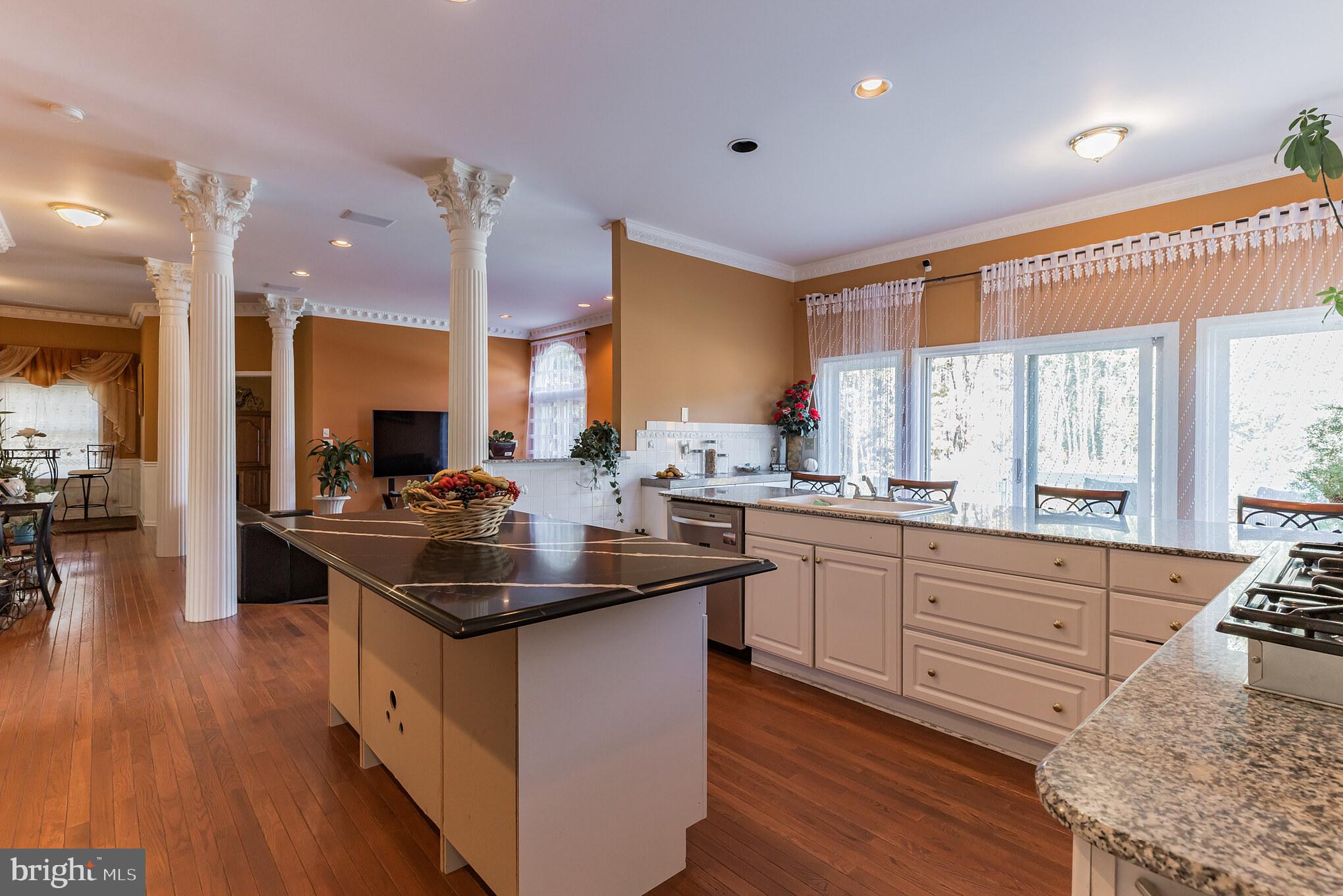 118 Dixontown Road Medford, NJ 08055 - Photo 8 of 44 Gallery Image 8
