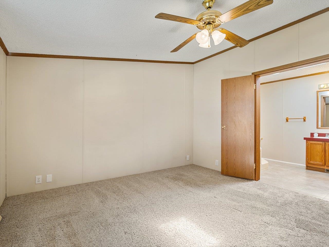 8652 Springwood Court Roscoe, IL 61073 - Photo 17 of 29