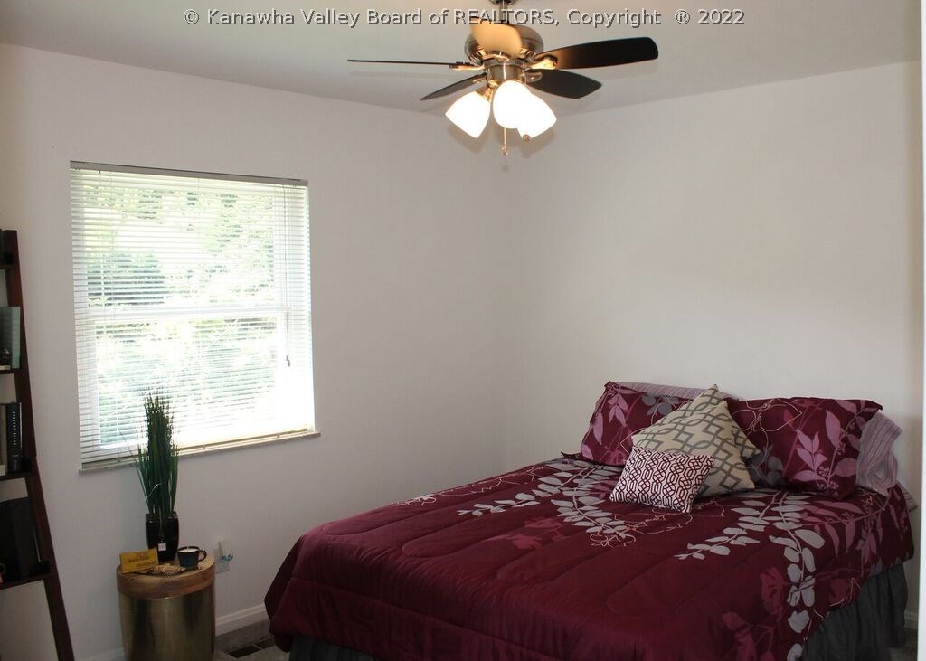 1236 Buff Creek Road Hurricane, WV 25526 - Photo 13 of 16 Gallery Image 13