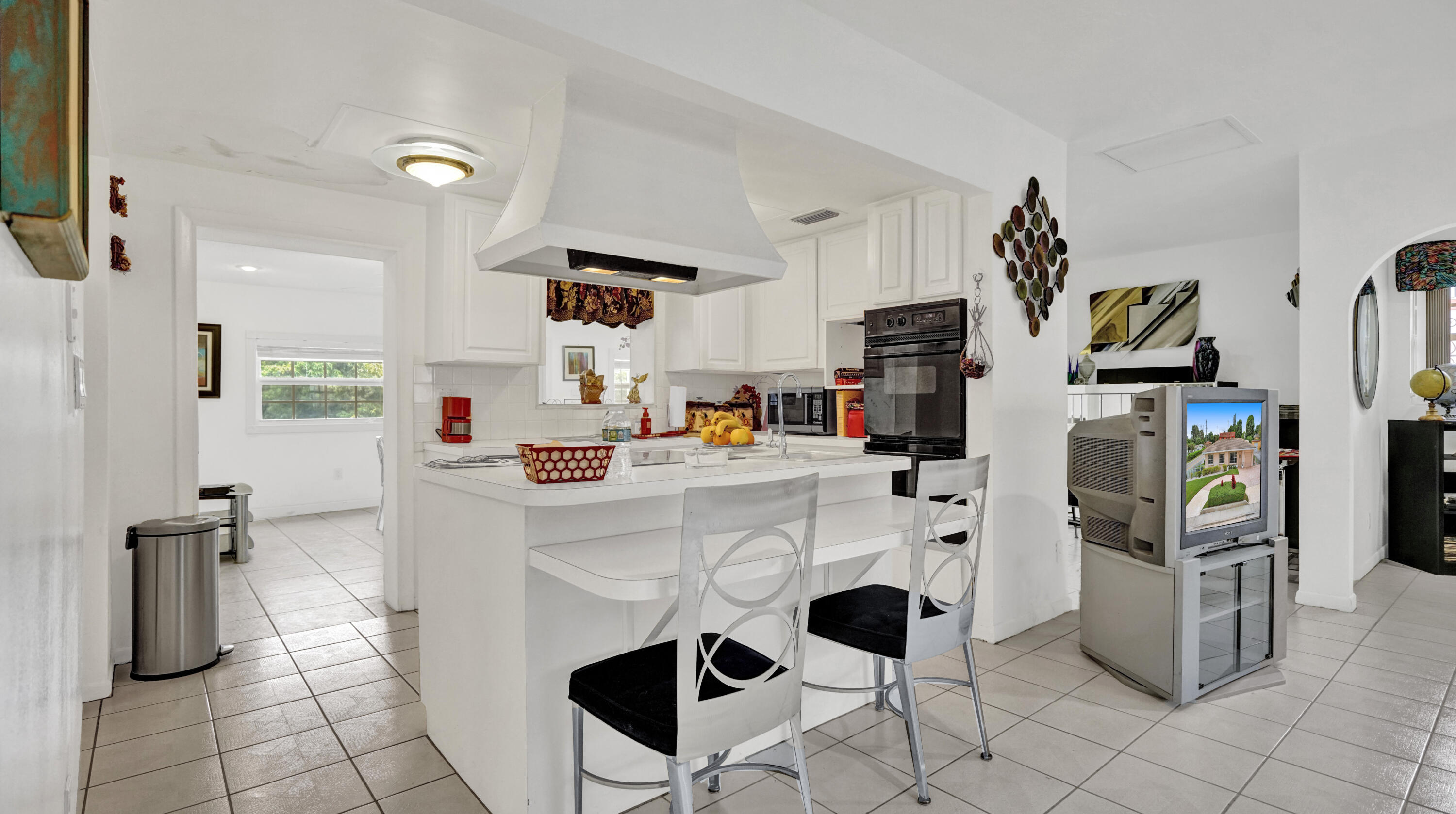 705 West 3rd Street Riviera Beach, FL 33404 - Photo 16 of 53 _DSC5490