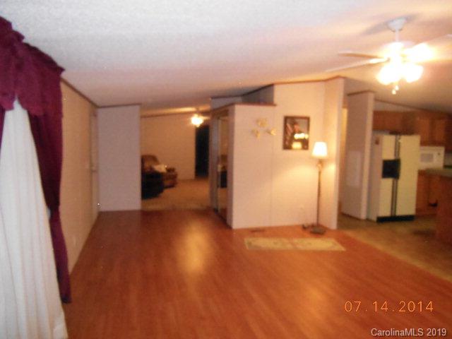 260 Old River Road Marion, NC 28752 - Photo 17 of 44 Gallery Image 17
