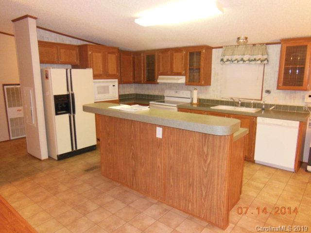 260 Old River Road Marion, NC 28752 - Photo 19 of 44 Gallery Image 19