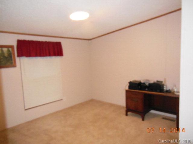 260 Old River Road Marion, NC 28752 - Photo 34 of 44 Gallery Image 34