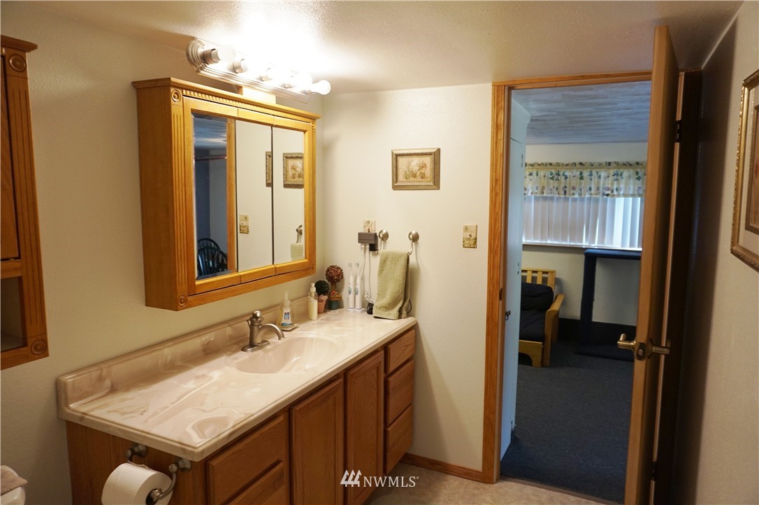 708 Rose Valley Road Kelso, WA 98626 - Photo 16 of 25 Gallery Image 16