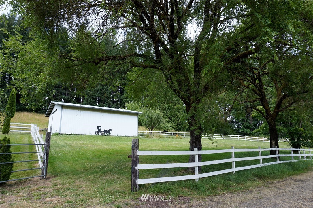 708 Rose Valley Road Kelso, WA 98626 - Photo 3 of 25 Gallery Image 3