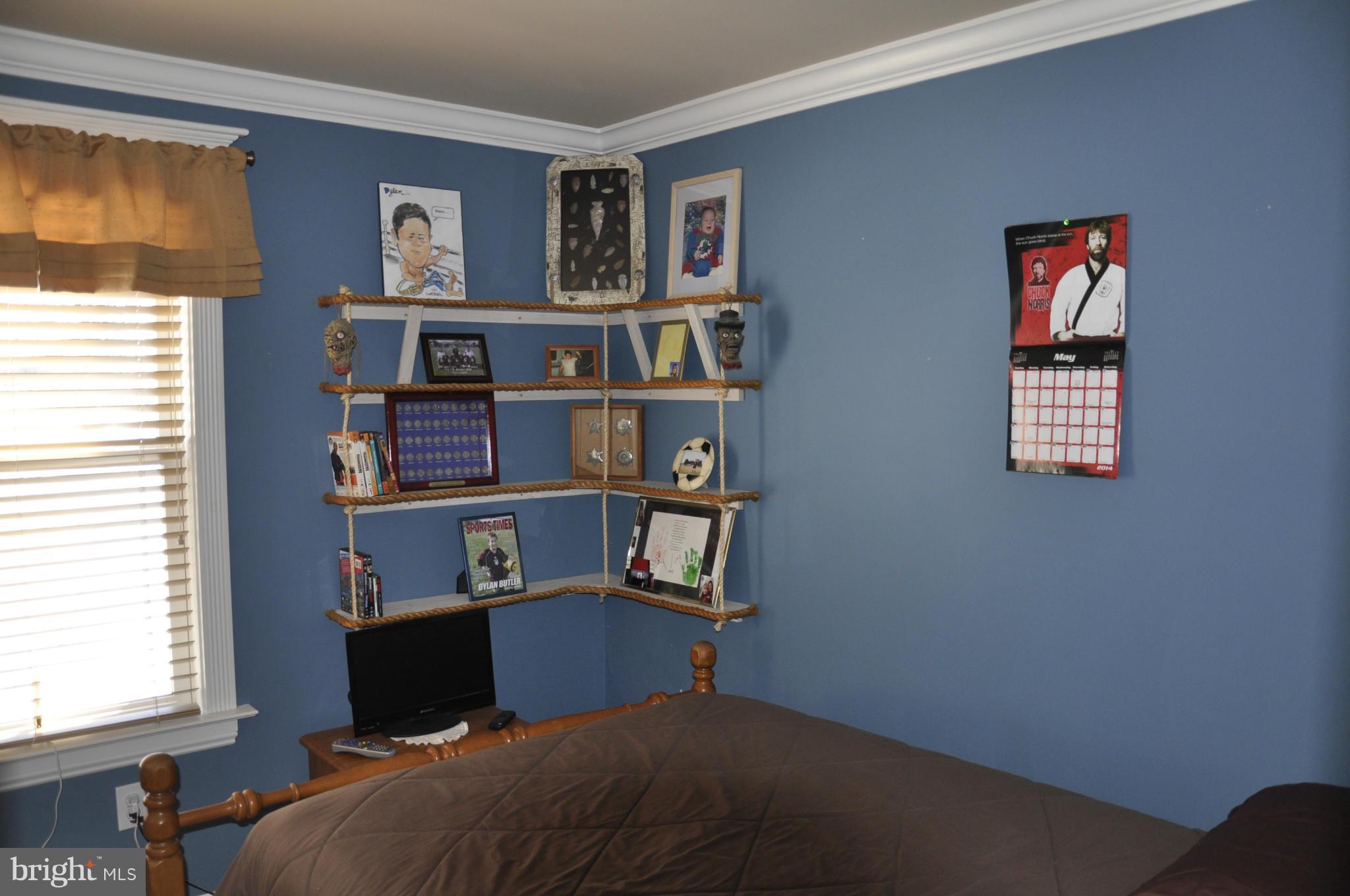 25236 Military Road Cascade, MD 21719 - Photo 9 of 24 Bedroom