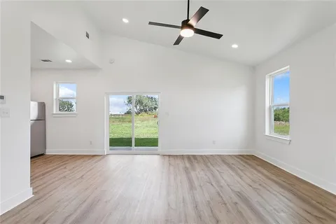 $187,000 | 2812 Live Oak Drive, Gretna, LA 70056