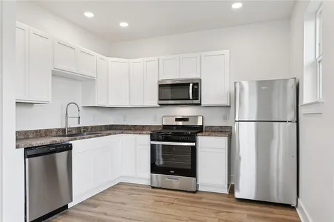 $187,000 | 2812 Live Oak Drive, Gretna, LA 70056