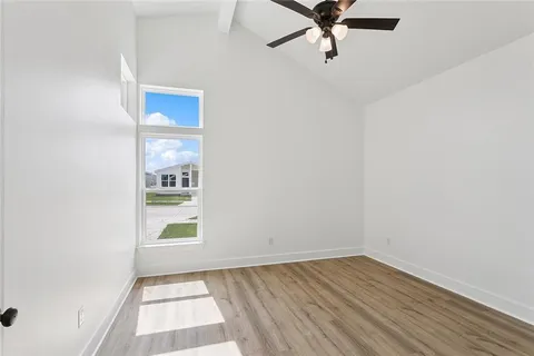 $187,000 | 2812 Live Oak Drive, Gretna, LA 70056