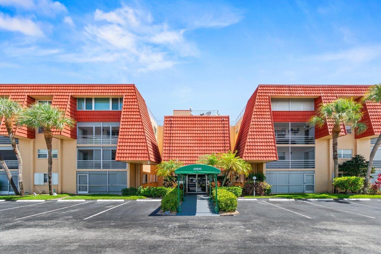 22615 Southwest 66th Avenue, Unit 310 Boca Raton, FL 33428 - Photo 23 of 28 Building