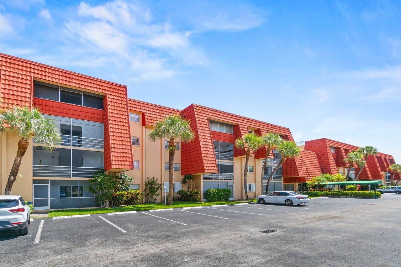 22615 Southwest 66th Avenue, Unit 310 Boca Raton, FL 33428 - Photo 26 of 28 Building