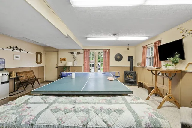 $300,000 | 10 Canterbury Drive, Endicott, NY 13760