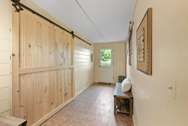 $300,000 | 10 Canterbury Drive, Endicott, NY 13760