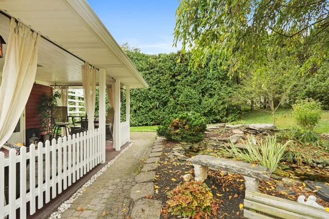 $300,000 | 10 Canterbury Drive, Endicott, NY 13760