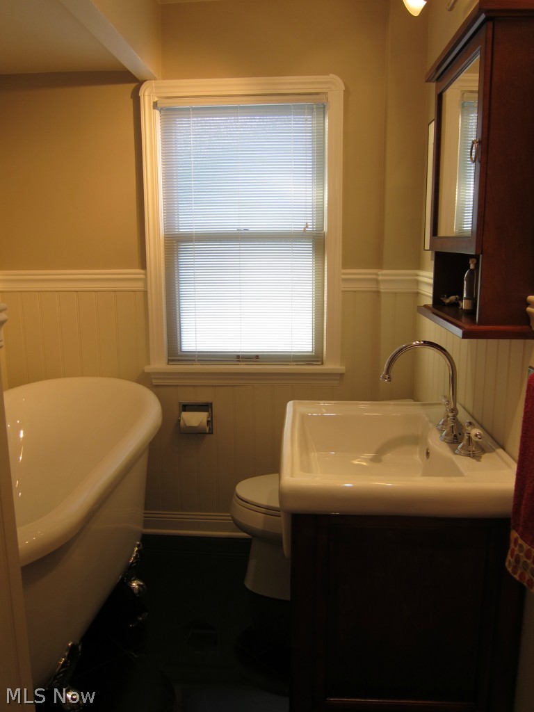 5540 State Road Parma, OH 44134 - Photo 11 of 22